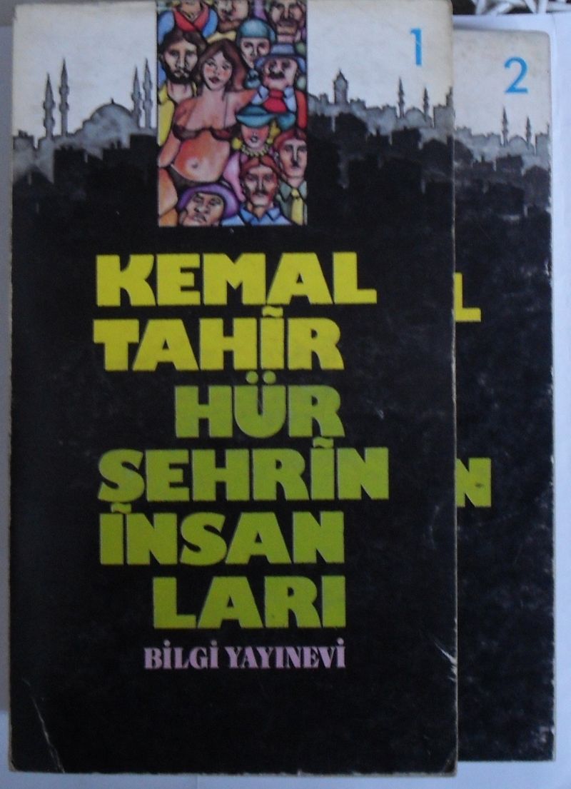 Hür Şehrin İnsanları (2 Cilt) Kod: 8-C-19 kitap kapağı
