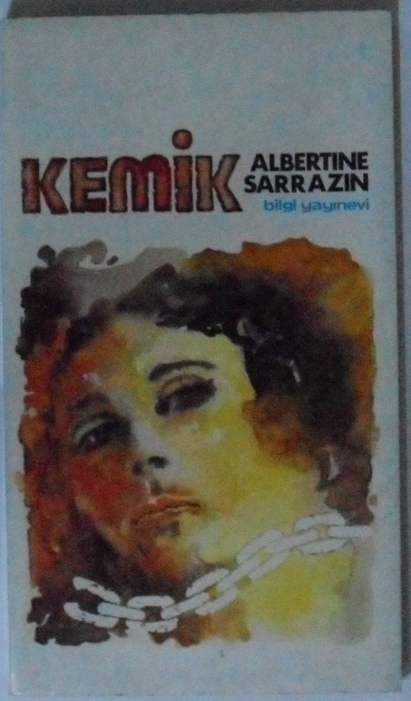 Kemik Kod: 10-H-23 kitap kapağı