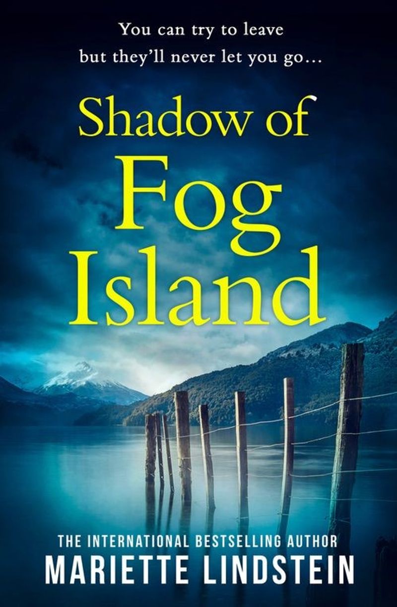 Shadow of Fog Island (Fog Island Trilogy, Book 2) kitap kapağı