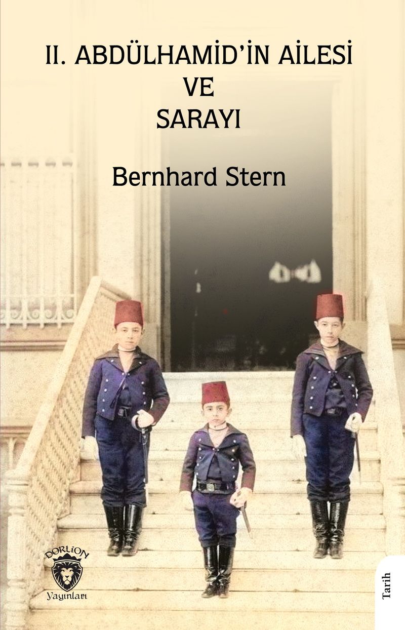 II. Abdülhamid'in Ailesi ve Sarayı kitap kapağı