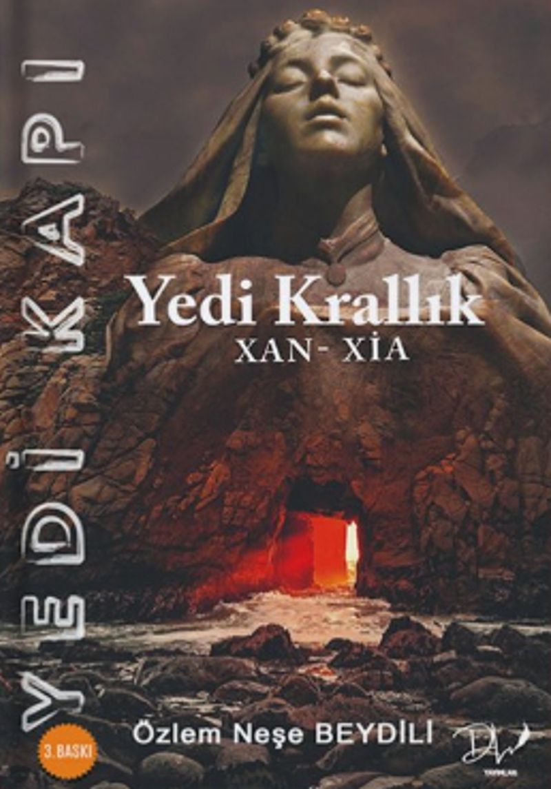 Yedi Kapı (Yedi Krallık) kitap kapağı