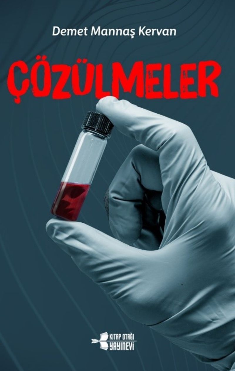Çözülmeler kitap kapağı
