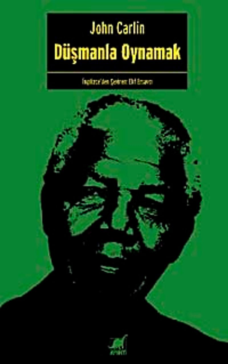 Düşmanla Oynamak kitap kapağı